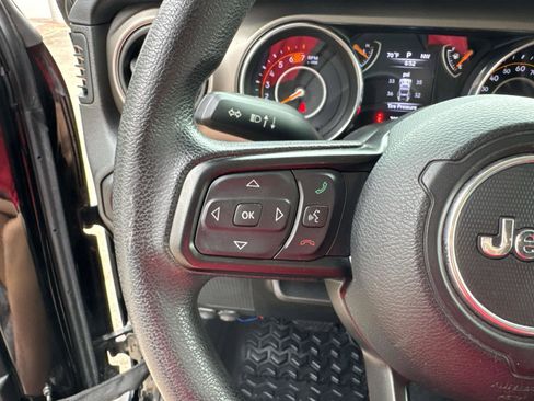 Used 2019 Jeep Wrangler Unlimited Sport image 22