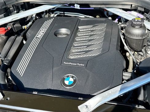 Used 2021 BMW X7 xDrive40i w/ Premium Package image 34