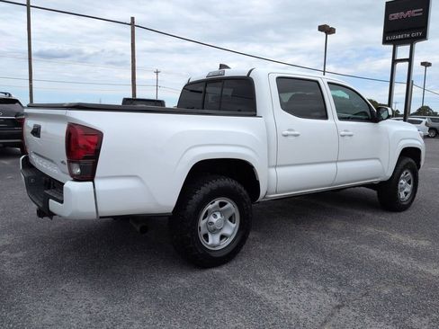 Used 2023 Toyota Tacoma SR AWD/4WD image 3