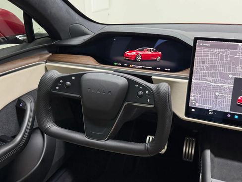 Used 2021 Tesla Model S Plaid AWD/4WD image 16