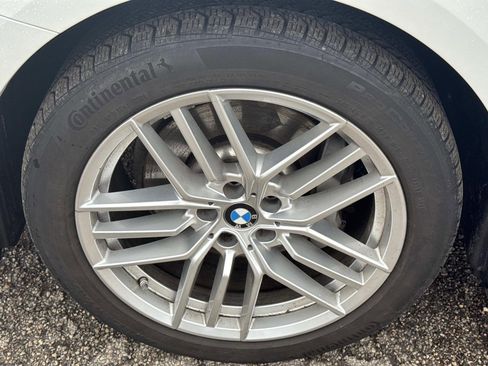 New 2025 BMW 530i xDrive AWD/4WD image 9