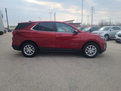 Used 2023 Chevrolet Equinox LT FWD image 8