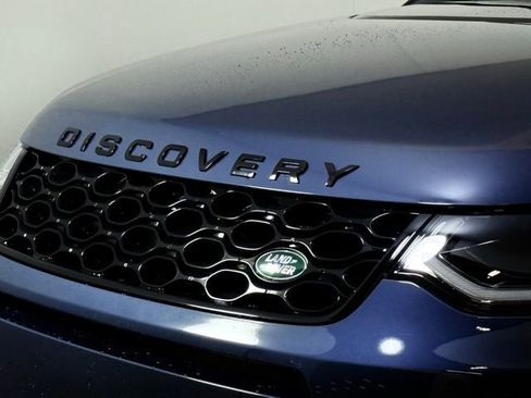 New 2025 Land Rover Discovery Sport Dynamic SE image 12