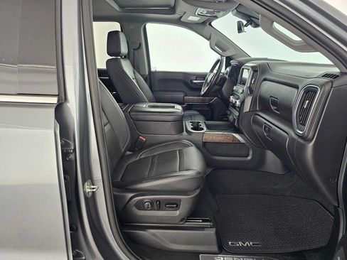 Used 2021 GMC Sierra 1500 Denali w/ Denali Ultimate Package AWD/4WD image 10