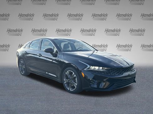 Used 2021 Kia K5 EX image 2