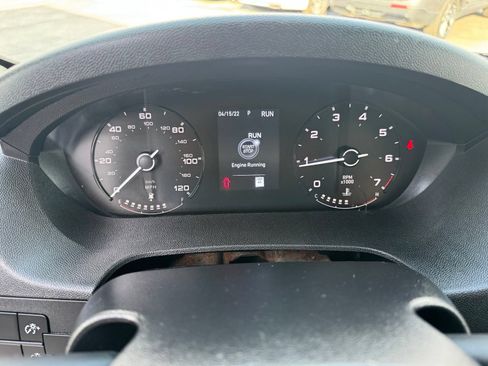 Used 2024 RAM ProMaster 2500 w/ Convenience Group FWD image 17