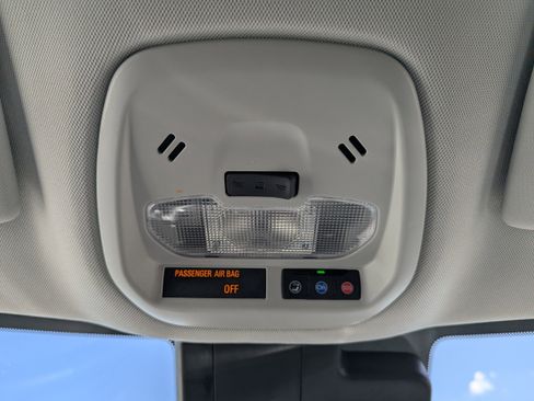 Certified 2026 Chevrolet Trax LT w/ LT Convenience Package FWD image 23
