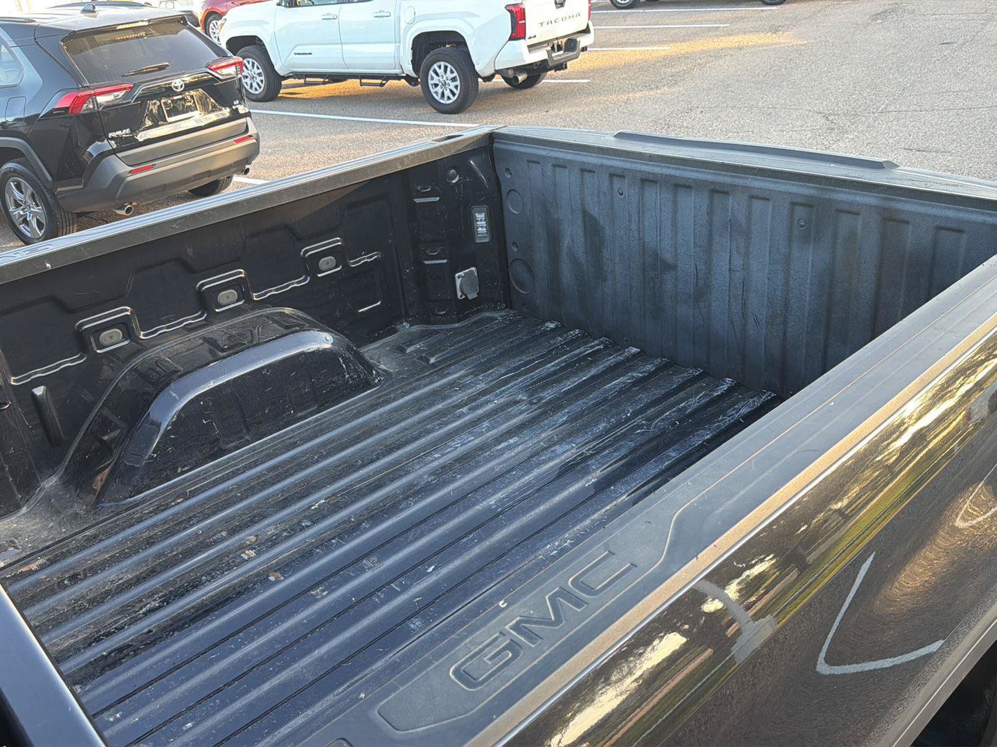 Used 2023 GMC Sierra 1500 Elevation AWD/4WD image 14