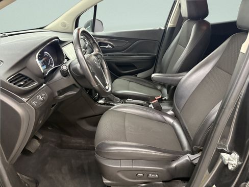 Used 2018 Buick Encore Preferred image 10
