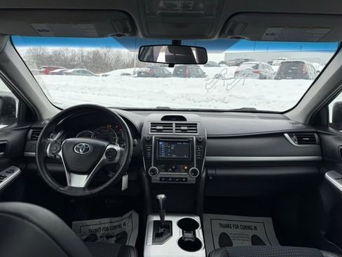 Used 2012 Toyota Camry SE image 13
