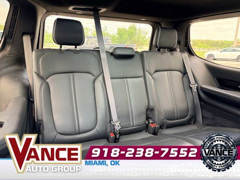 Used 2022 Jeep Grand Wagoneer Series II AWD/4WD image 20