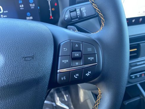 Used 2026 Ford Maverick Tremor AWD/4WD image 29