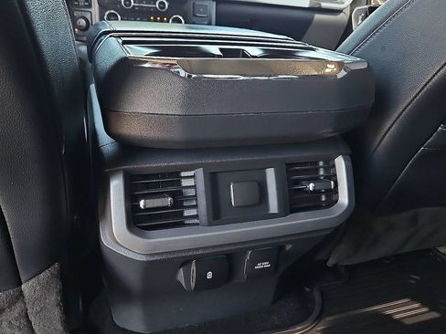 Used 2022 Ford F150 Lariat AWD/4WD image 20