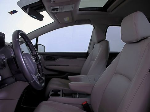 Used 2019 Honda Odyssey EX-L image 23