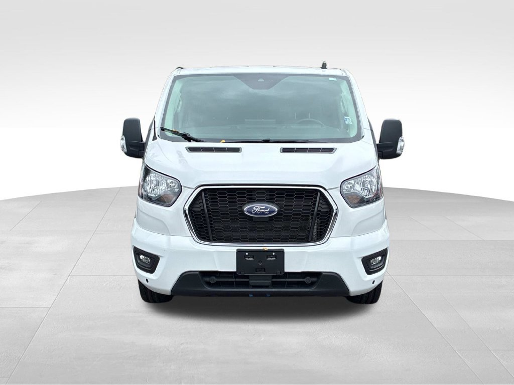 Used 2024 Ford Transit 350 XLT RWD image 2