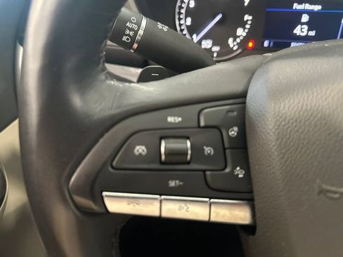 Used 2021 Cadillac XT4 Premium Luxury w/ Sun And Sound Package AWD/4WD image 13