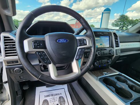 Used 2017 Ford F250 Lariat w/ Chrome Package AWD/4WD image 13