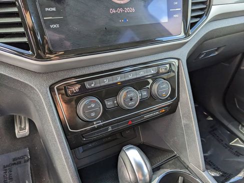 Certified 2022 Volkswagen Atlas SEL R-Line AWD/4WD image 24