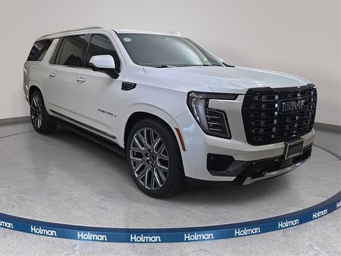 Used 2025 GMC Yukon XL Denali Ultimate image 4