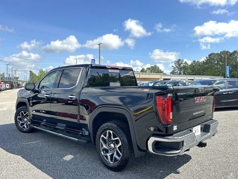 Used 2024 GMC Sierra 1500 SLT w/ SLT Premium Plus Package AWD/4WD image 9