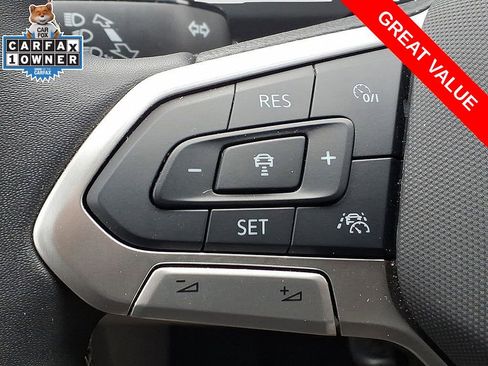 Used 2024 Volkswagen Tiguan SE w/ Panoramic Sunroof Package AWD/4WD image 20