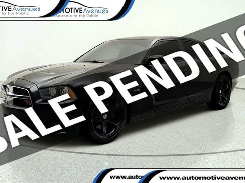 Used 2014 Dodge Charger R/T RWD image 1