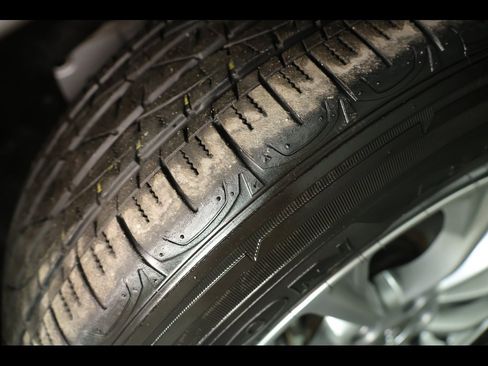 Used 2022 Jeep Cherokee Latitude Lux w/ Sun & Sound Group image 19