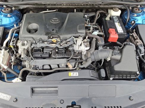 Used 2020 Toyota Camry XSE image 30