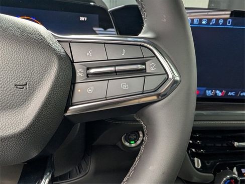 New 2026 Chevrolet Suburban Premier image 25