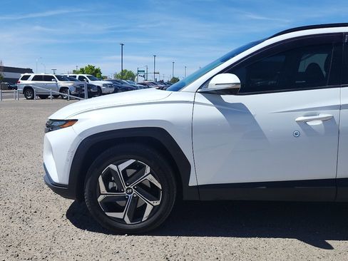 Used 2023 Hyundai Tucson Limited AWD/4WD image 10