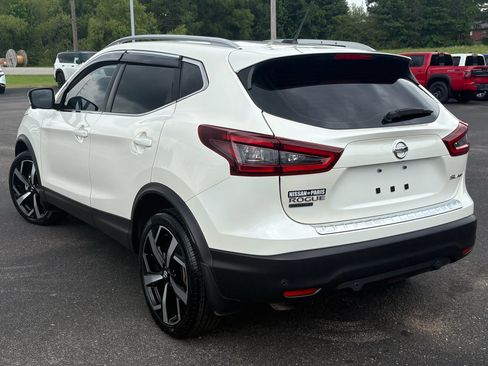 Used 2022 Nissan Rogue Sport SL w/ Premium Package AWD/4WD image 9