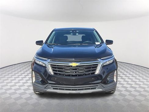 Used 2022 Chevrolet Equinox LT image 2