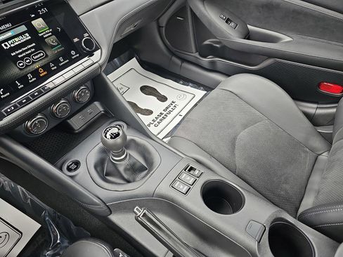 Used 2024 Nissan Z Performance w/ Floor Mat Package RWD image 25