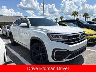 Used 2020 Volkswagen Atlas Cross Sport SE w/ Panoramic Sunroof Package