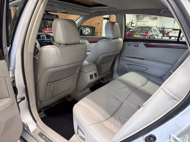 Used 2011 Toyota Avalon FWD image 25