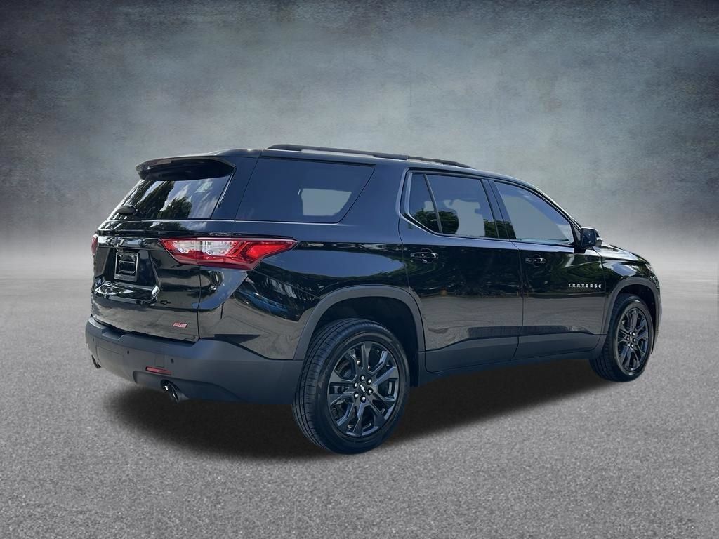 Used 2021 Chevrolet Traverse RS FWD image 5