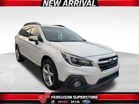 Used 2019 Subaru Outback 3.6R Limited w/ Popular Package #2 image 1
