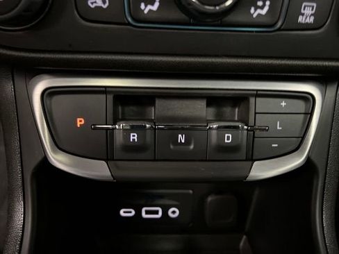 Certified 2024 GMC Terrain SLT w/ Tech Package AWD/4WD image 15