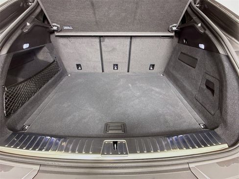 Certified 2024 Porsche Cayenne Coupe image 30