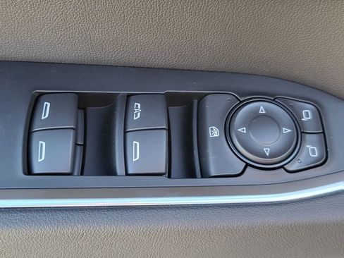 New 2026 GMC Sierra 1500 Elevation image 16