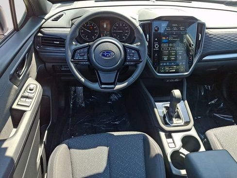 Used 2025 Subaru Forester Premium AWD/4WD image 13
