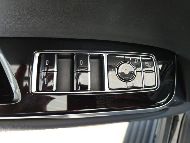 Used 2025 Cadillac Escalade Sport Platinum AWD/4WD image 63