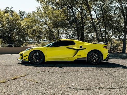 Used 2024 Chevrolet Corvette Z06 RWD image 4