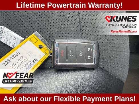 Used 2024 Jeep Grand Cherokee Altitude AWD/4WD image 46