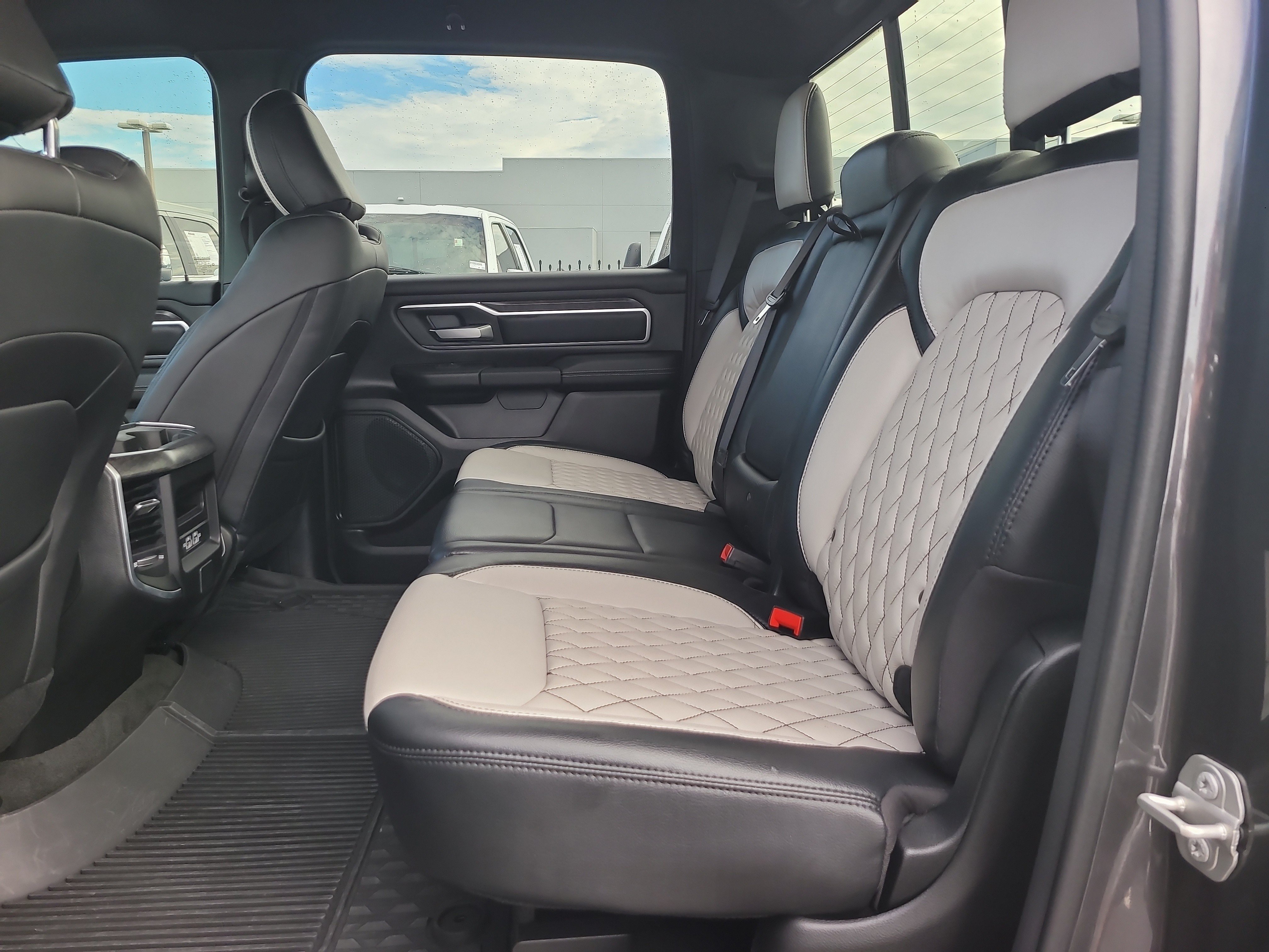 Used 2024 RAM 1500 Big Horn RWD image 12