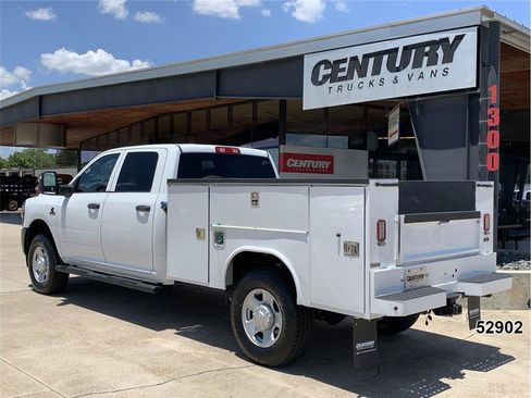 Used 2023 RAM 2500 Tradesman AWD/4WD image 6