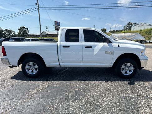 Used 2024 RAM 1500 Tradesman w/ Chrome Plus Package AWD/4WD image 4