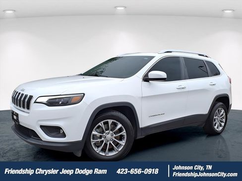 Used 2019 Jeep Cherokee Latitude Plus w/ Trailer Tow Group image 1