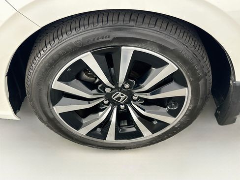 Used 2024 Honda Civic EX image 11