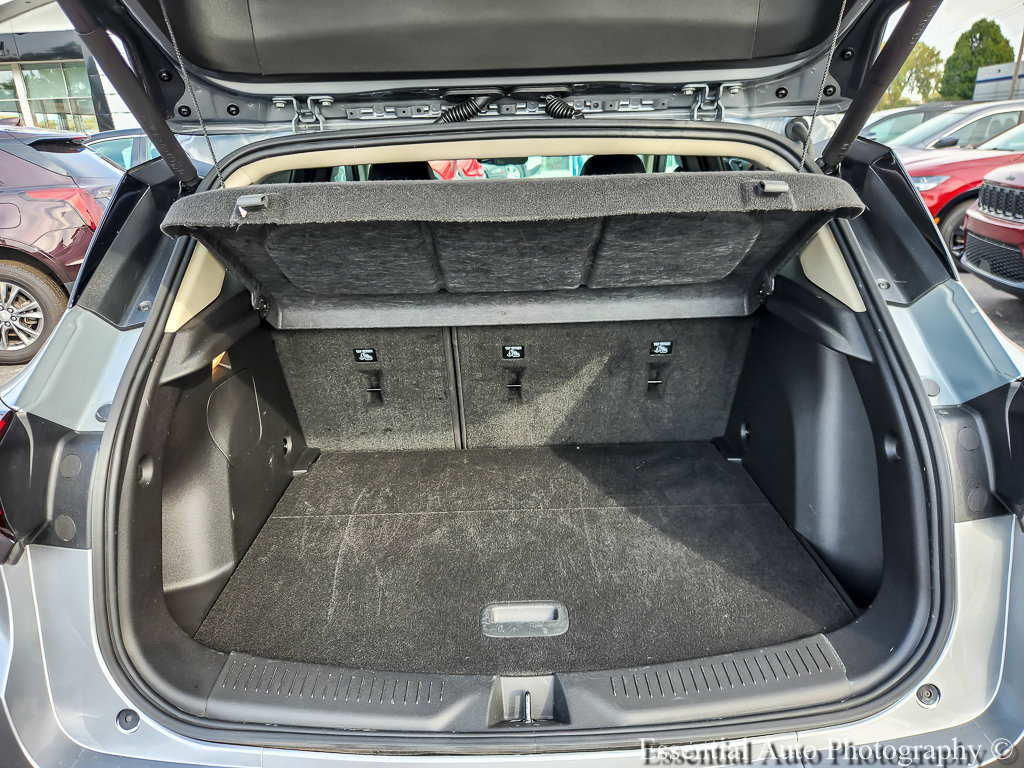 Used 2023 Buick Encore GX Select w/ Sport Touring Package FWD image 19